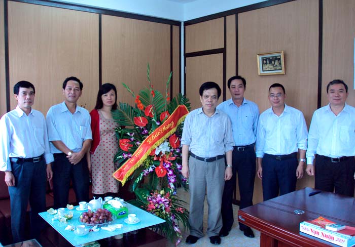Bộ Tư pháp chúc mừng Nhà xuất bản Tư pháp nhân dịp kỷ niệm 59 năm ngày truyền thống Ngành Xuất bản, in và phát hành sách Việt Nam