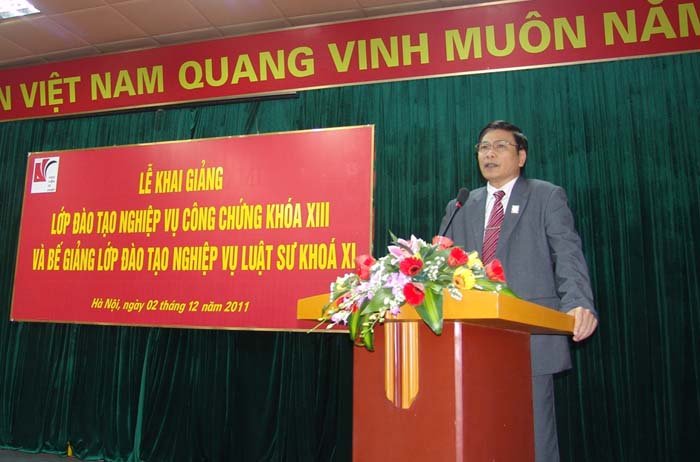 Khai giảng lớp đào tạo nghiệp vụ công chứng khoá 13 tại Hà Nội