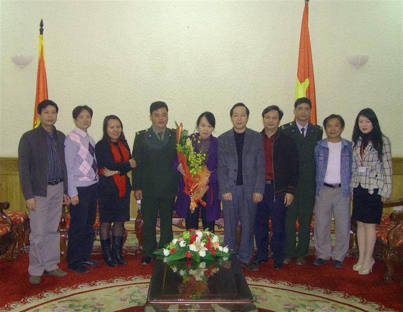 Văn phòng Bộ tổ chức buổi gặp mặt các cựu chiến binh nhân kỷ niệm ngày thành lập Quân đội nhân dân Việt Nam 22/12/2011