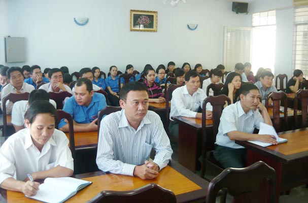 Sở Tư pháp tỉnh Khánh Hòa triển khai “Ngày pháp luật” năm 2015.