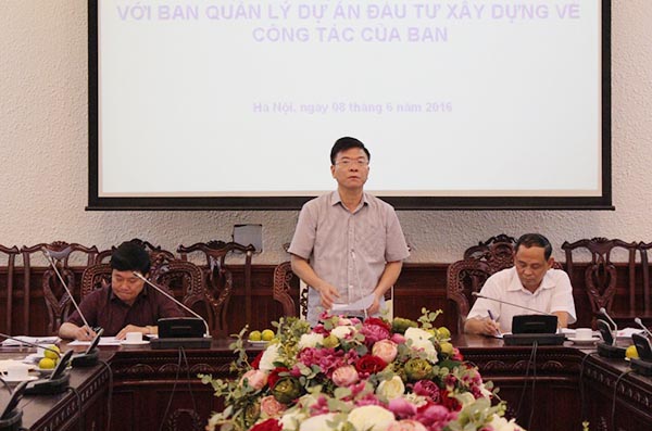 Bộ trưởng Lê Thành Long làm việc với Ban Quản lý dự án đầu tư xây dựng thuộc Bộ Tư pháp
