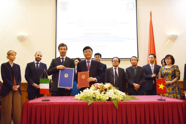 Ký kết Bản ghi nhớ hợp tác giữa Bộ Tư pháp hai nước Việt Nam - Italia