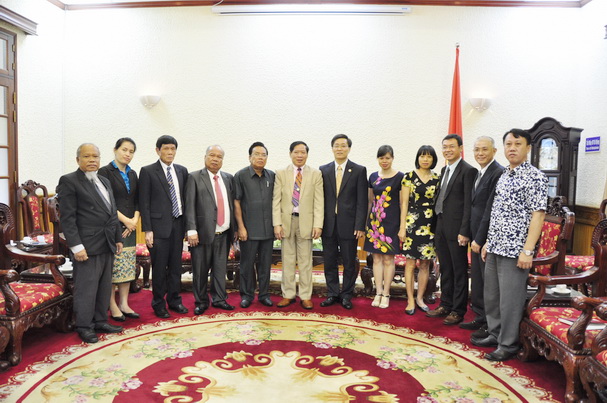 Thắt chặt hơn nữa quan hệ hợp tác giữa Liên đoàn Luật sư Việt Nam và Đoàn luật sư Lào