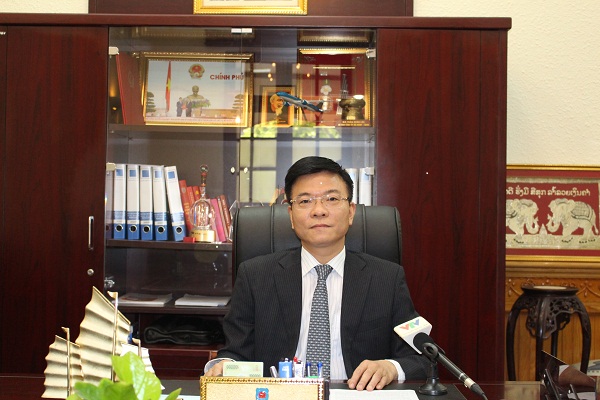 Bộ trưởng Lê Thành Long trình bày báo cáo công tác thi hành án năm 2016