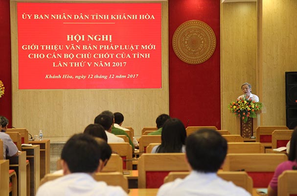 Khánh Hòa: Hội nghị giới thiệu văn bản pháp luật mới cho cán bộ chủ chốt
