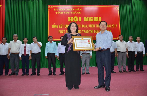 Sở Tư pháp tỉnh Sóc Trăng đón nhận Huân chương Lao động hạng Nhất