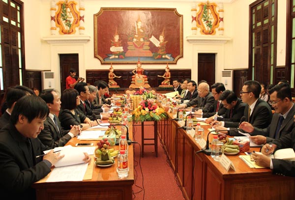 Làm ấm lại quan hệ hợp tác về pháp luật và tư pháp giữa Việt Nam - Campuchia