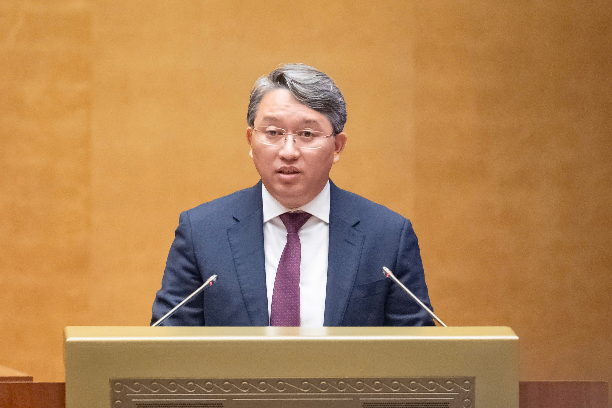 “Không đề xuất điều chỉnh tăng mức tiền phạt vi phạm hành chính tối đa đối với bất kỳ lĩnh vực quản lý nhà nước nào”