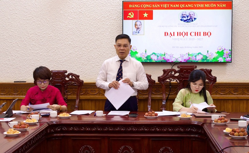 Phát huy trí tuệ, đoàn kết, đổi mới trong công tác xây dựng pháp luật