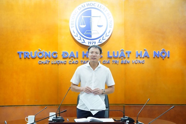 Trưởng Đại học Luật Hà Nội họp triển khai cuộc thi Spirit of law