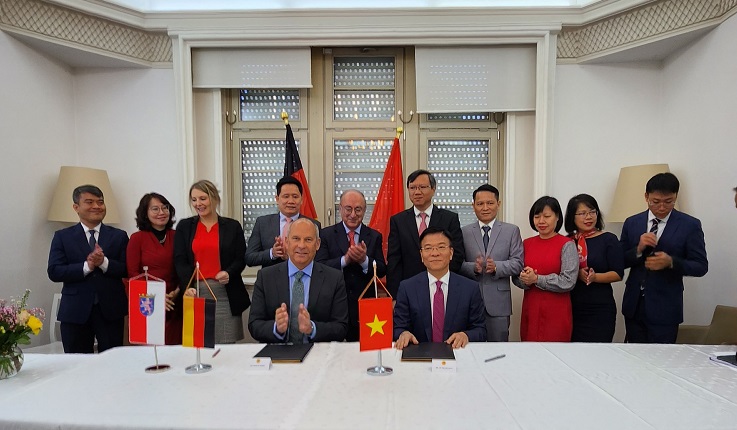 Một chặng đường mới trong quan hệ hợp tác tư pháp và pháp luật giữa Việt Nam và CHLB Đức
