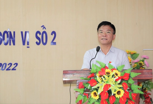 Bộ trưởng Bộ Tư pháp Lê Thành Long tiếp xúc cử tri tại xã Vĩnh Bình Bắc, huyện Vĩnh Thuận