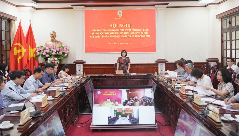 Bộ Tư pháp quyết tâm bảo đảm hoàn thành chất lượng cao, khối lượng công việc  lớn về sửa đổi, bổ sung Hiến pháp 2013