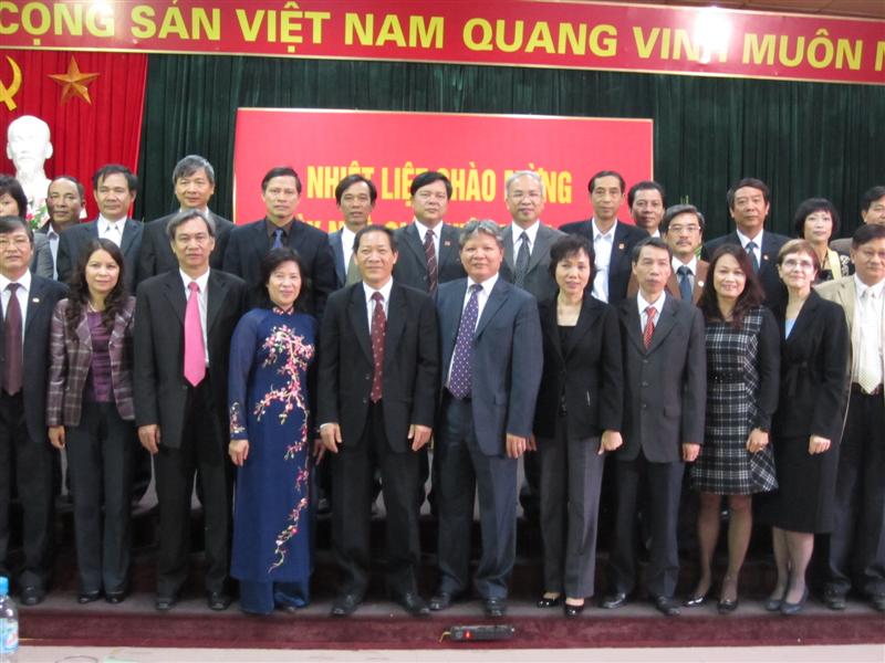 Bộ trưởng Bộ Tư pháp Hà Hùng Cường đi thăm hai cơ sở đào tạo lớn của ngành Tư pháp
