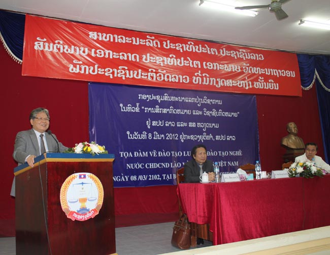 Tọa đàm về đào tạo luật và đào tạo nghề Việt Nam - Lào