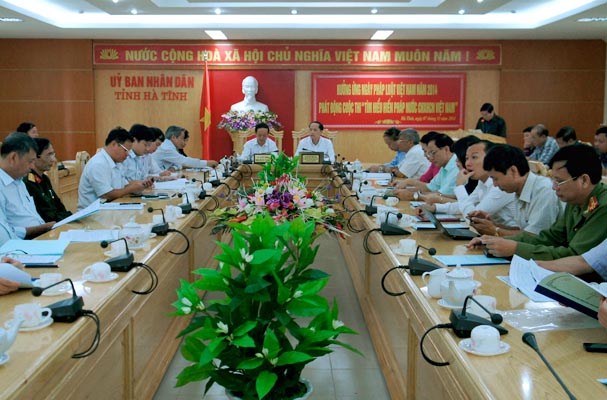 Hà Tĩnh tổ chức Hội nghị triển khai “Ngày pháp luật nước Cộng hòa xã hội chủ nghĩa Việt Nam” Phát động cuộc Thi viết” Tìm hiểu Hiến pháp nước Cộng hòa XHCN Việt Nam”
