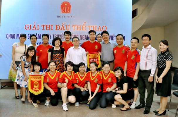 Giải thể thao chào mừng 69 năm Ngày truyền thống Ngành Tư pháp Việt Nam