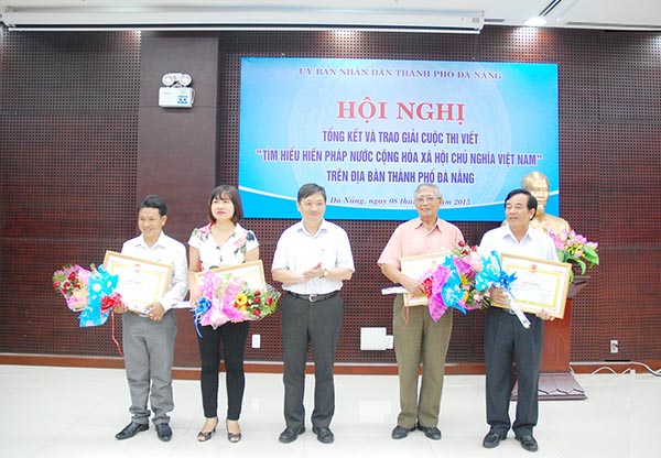 UBND thành phố Đà Nẵng tổ chức Hội nghị tổng kết và trao giải Cuộc thi viết “Tìm hiểu Hiến pháp nước Cộng hòa xã hội chủ nghĩa Việt Nam”                    