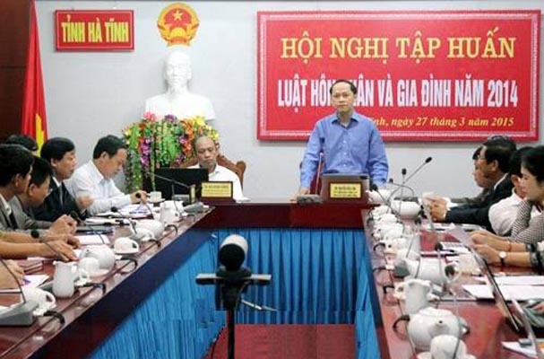 Tỉnh Hà Tĩnh tổ chức Hội nghị trực tuyến tập huấn Luật Hôn nhân và gia đình năm 2014