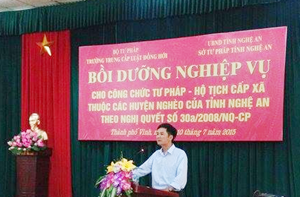 Bồi dưỡng nghiệp vụ cho công chức Tư pháp - Hộ tịch cấp xã thuộc các huyện nghèo tỉnh Nghệ An 