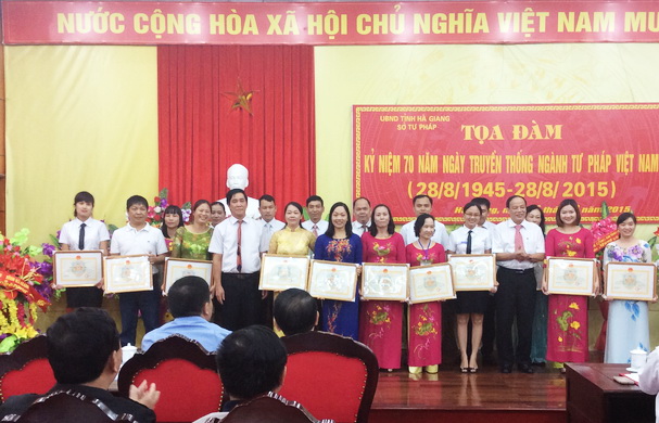 Hà Giang tổ chức Tọa đàm kỷ niệm 70 năm ngày truyền thống ngành Tư pháp Việt Nam