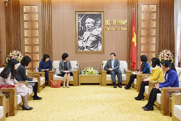 Thứ trưởng Nguyễn Khánh Ngọc tiếp xã giao Cố vấn trưởng Dự án JICA tại Việt Nam
