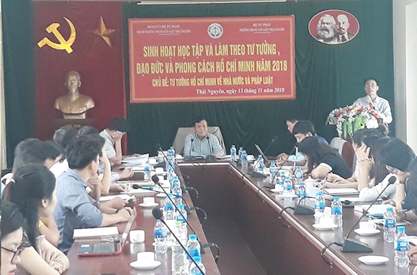 ​Trung cấp Luật Thái Nguyên: Sinh hoạt học tập và làm theo tư tưởng, đạo đức  và phong cách Hồ Chí Minh