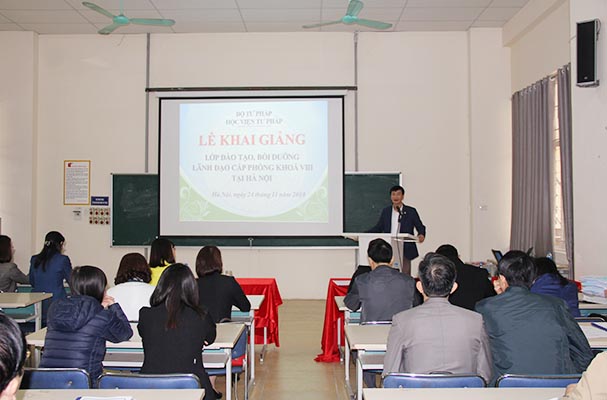 Khai giảng Lớp đào tạo, bồi dưỡng lãnh đạo cấp phòng khóa VIII