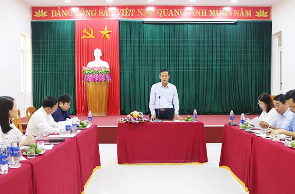 Chủ tịch UBND tỉnh làm việc với Sở Tư pháp Quảng Bình