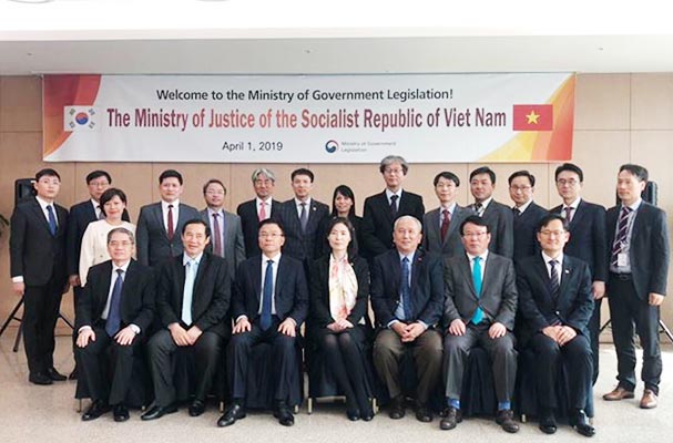Củng cố quan hệ hợp tác pháp luật Việt Nam – Hàn Quốc