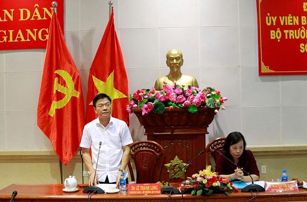 Bộ trưởng Lê Thành Long làm việc với Sở Tư pháp Tiền Giang