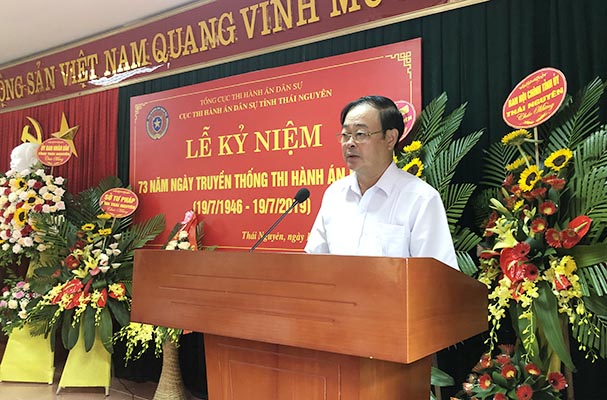 Phó Chủ tịch Thường trực UBND tỉnh Thái Nguyên chúc mừng 73 năm ngày Truyền thống Thi hành án dân sự
