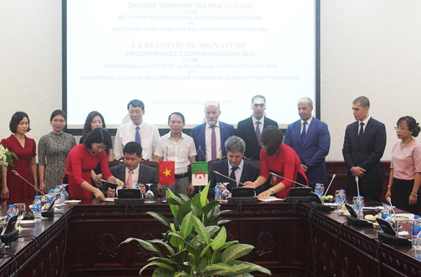 Thắt chặt hợp tác tư pháp giữa Việt Nam và Algeria