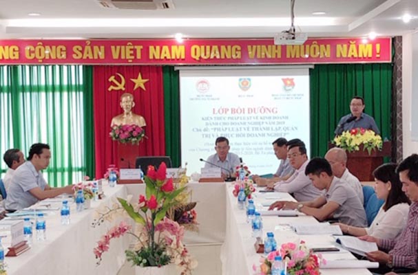 Tổ chức Lớp bồi dưỡng kiến thức pháp luật kinh doanh tại tỉnh Hậu Giang năm 2019
