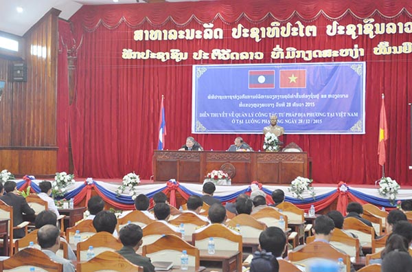 Hội nghị về quản lý công tác tư pháp địa phương Việt Nam tại tỉnh Luông Phạ Băng 
