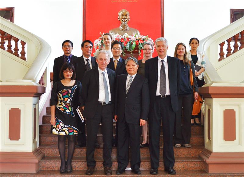Continue to expand and develop cooperation between Vietnam and Denmark