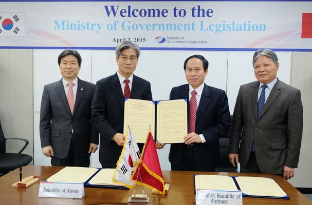 Enhance the legal and judicial cooperation between Vietnam and Republic of Korea 