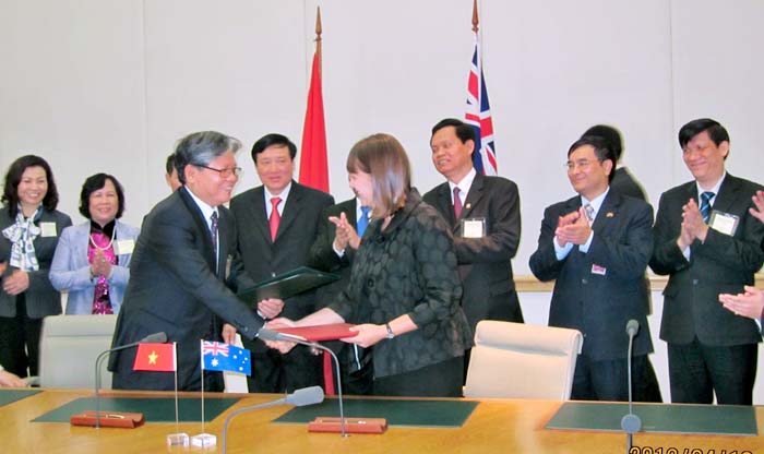 Signing Ceremony of Memorandum of Cooperation between the Ministry of Justice Republic of Vietnam and Australian Government Attorney-General's Department