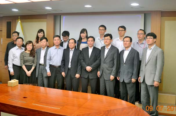 The delegation of Justice Ministry work with the South Korea Ministry of Public Administration and Security