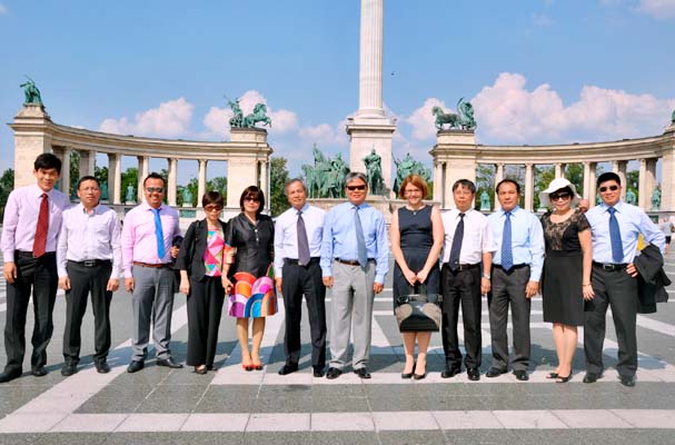 Justice Minister Ha Hung Cuong begins his working visit to Hungary
