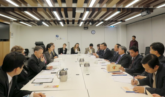Minister Ha Hung Cuong began his official working visit to Australia