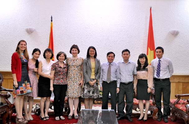 Deputy Minister Hoang The Lien received UN Women, UNODC Representative