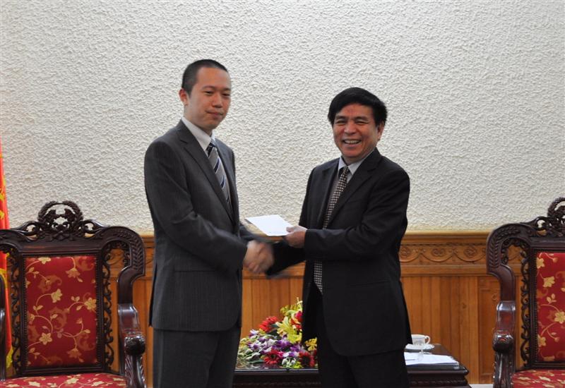 Deputy Minister Hoang The Lien received new expert of JICA project