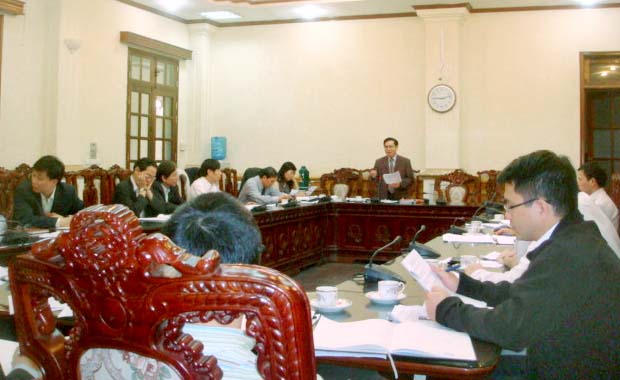Meeting of the research team for the 1992 Constitution amendment 