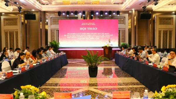 Tạo diễn đàn đề xuất giải pháp tháo gỡ khó khăn, vướng mắc do quy định pháp luật