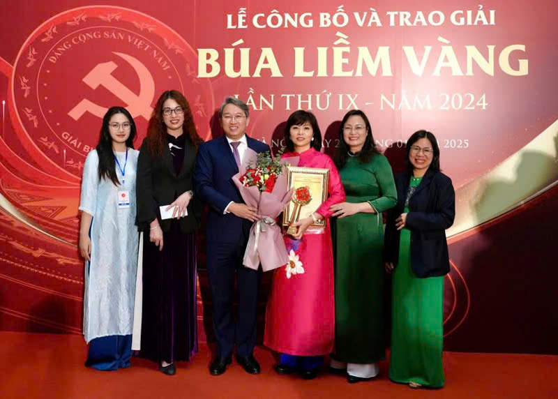 Báo Pháp luật Việt Nam đạt giải A Giải Búa liềm vàng 2024