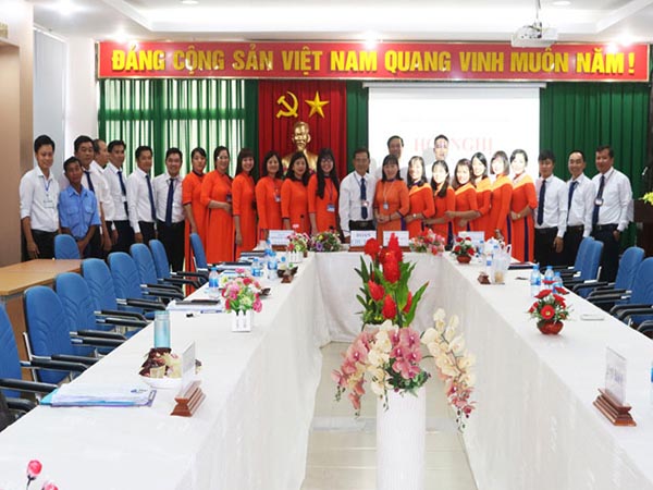 Trường Trung cấp Luật Vị Thanh tổ chức Hội nghị công chức, viên chức và người lao động năm 2019