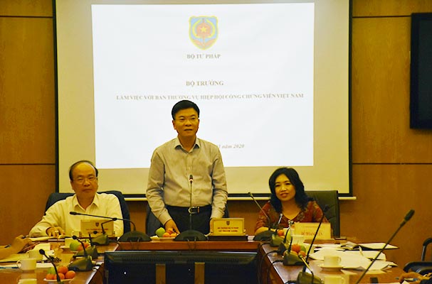 Hiệp hội Công chứng viên Việt Nam: Vươn tới tự chủ và tự quản