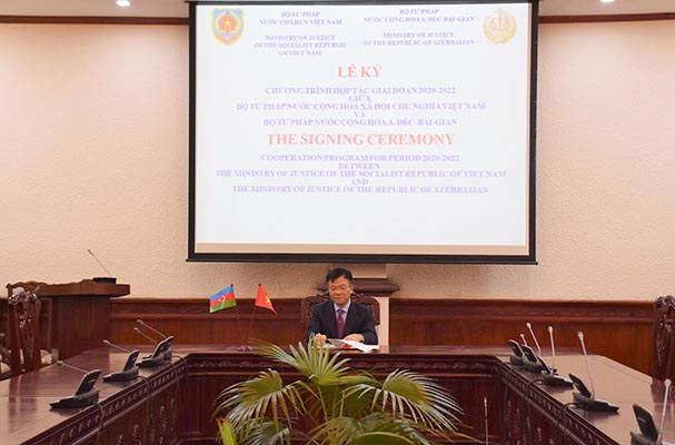 Củng cố, tăng cường quan hệ hợp tác trong lĩnh vực pháp luật và tư pháp giữa  Việt Nam và  A-déc-bai-gian