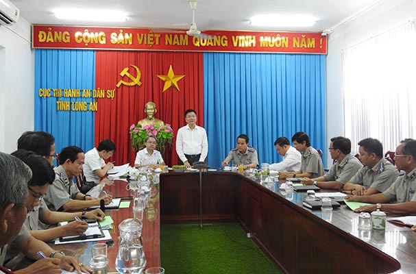 Bộ trưởng Lê Thành Long thăm, làm việc với Cục Thi hành án dân sự, Sở Tư pháp Long An